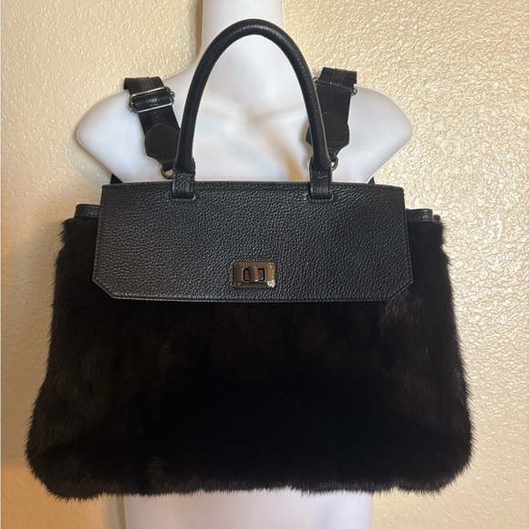 Chic Black Fur Satchel Bag - Picture 1 of 6